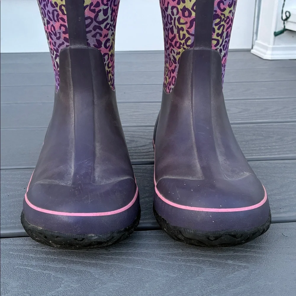 BOGS Youth Girl Classic II Rain Snow Boots Purple Leopard Print US Size  5/EU 38